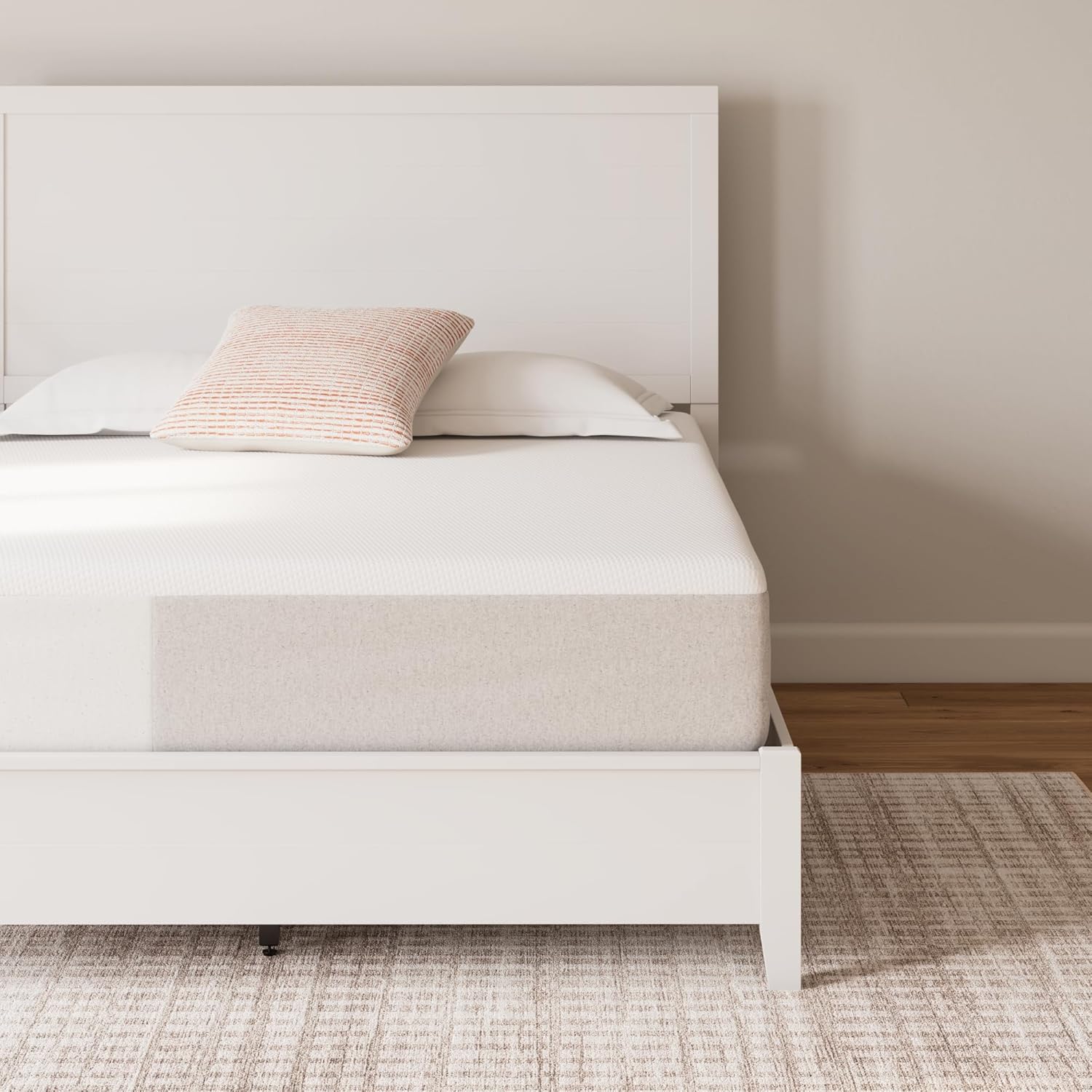 Signature Design by Ashley Queen Size Cool Max 12 Inch Medium Plush Cooling Gel Infused Memory Foam Mattress for Pressure Relief, Fiberglass-Free, Mattress in A Box