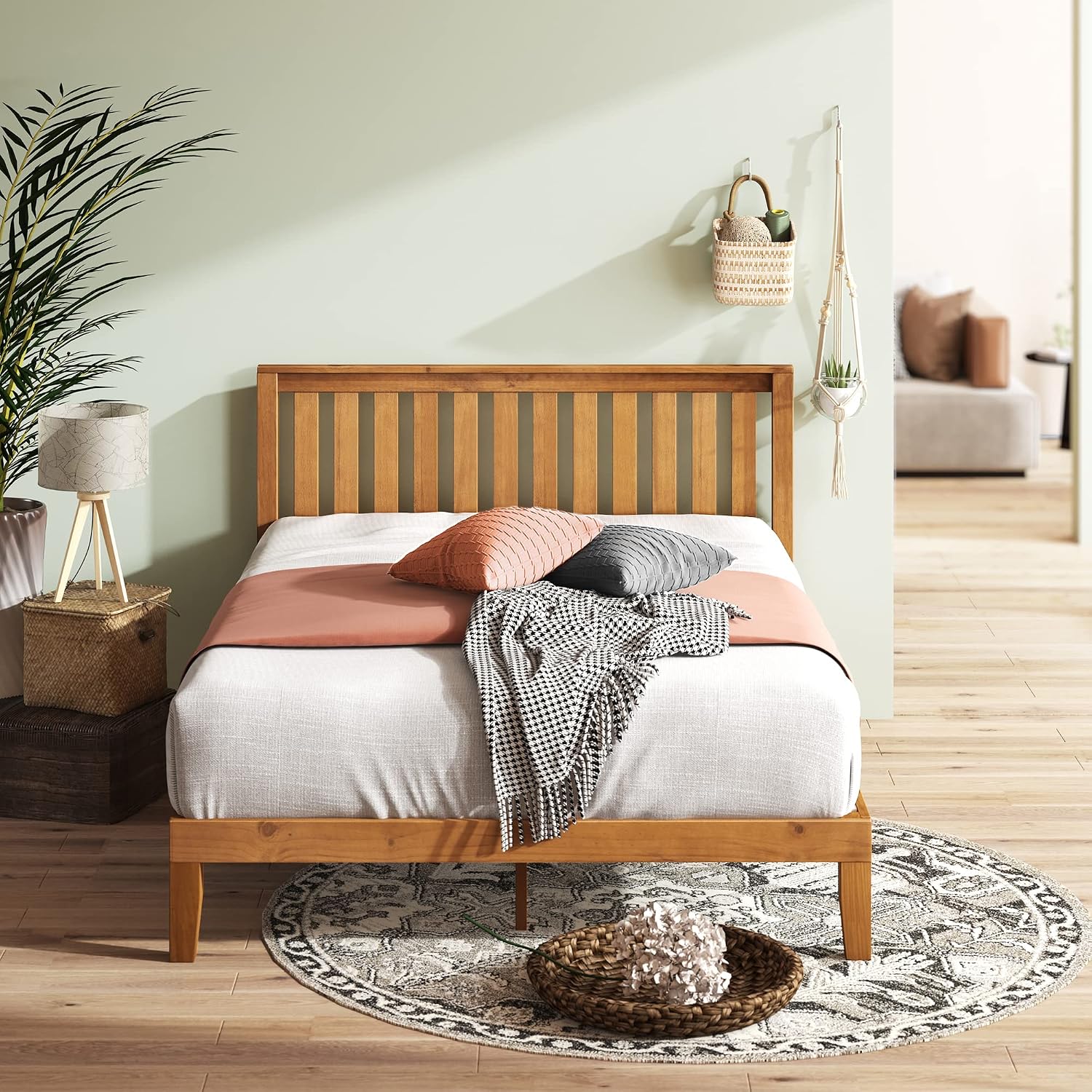 Zinus Alexia Wood Platform Bed Frame with headboard, Solid Wood Foundation with Wood Slat Support, No Box Spring Needed, Easy Assembly, Rustic Pine, Queen