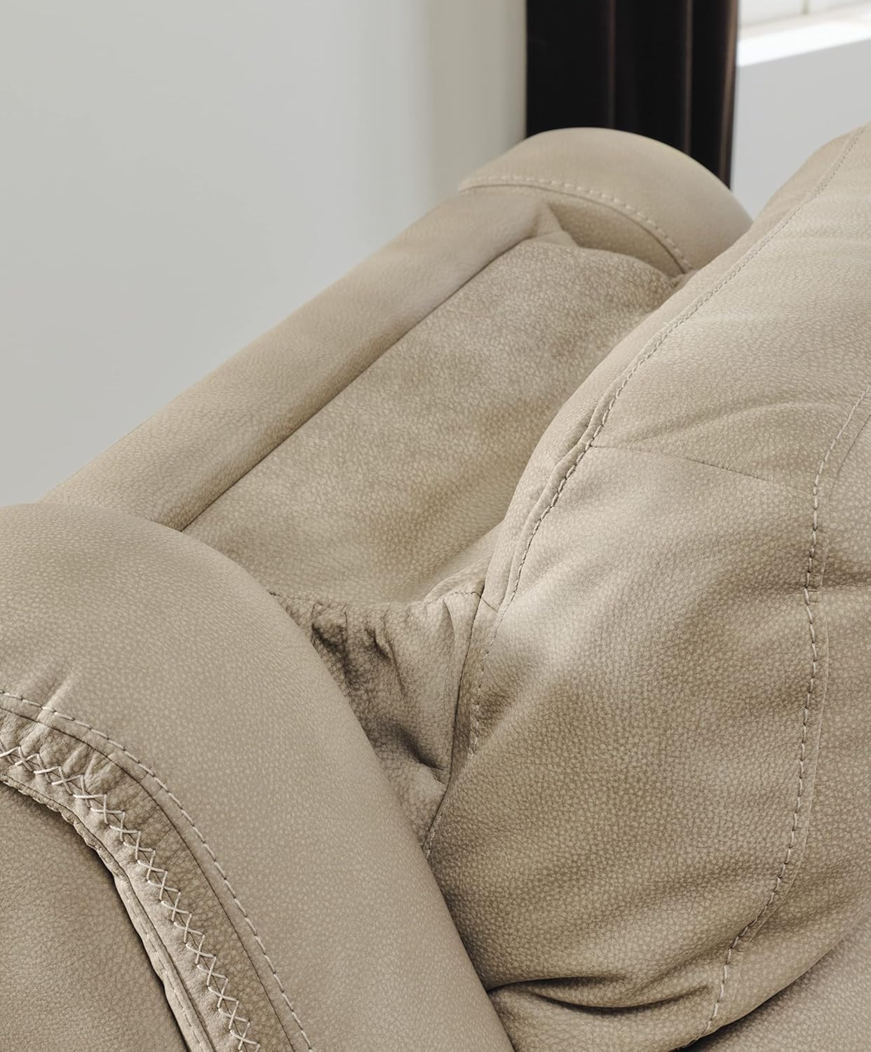 Signature Design by Ashley Power Reclining Loveseat with Console, Next-Gen Durapella, Zero Gravity Mechanism, Easy to Clean Water Resistant Performance Fabric, Sand