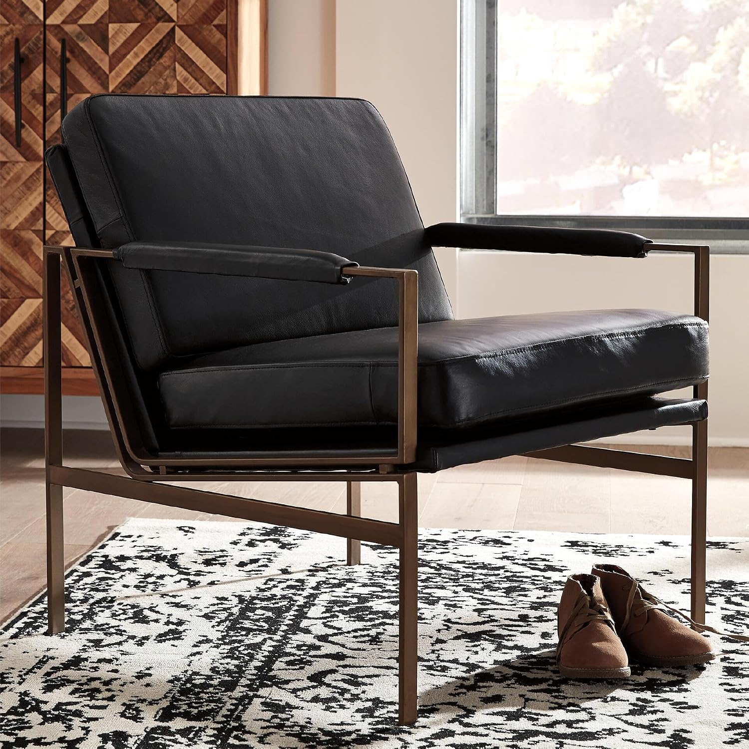 Signature Design by Ashley Puckman Leather Accent Chair, Modern Metal Frame Lounge Seating for Living Rooms, Black, 29" W